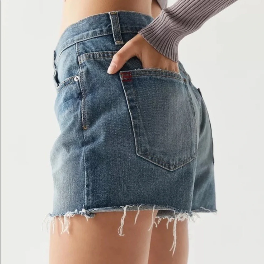 BDG Urban Outfitters Women Medium Wash Denim Cut Off High Waisted Shorts Size 26
